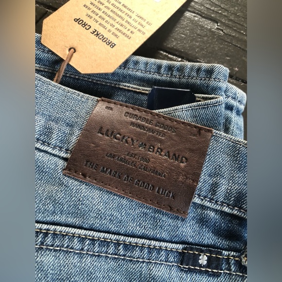 Lucky Brand Brooke crop size 12 with a 31” waist - Picture 3 of 8